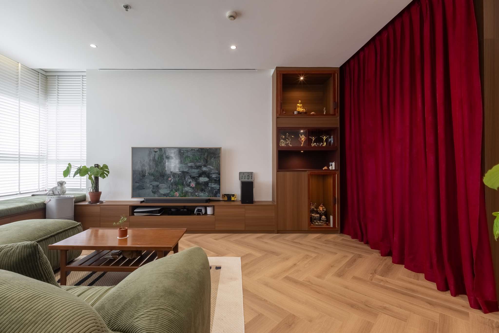 DRAGON HILL - HOÀNG YẾN CHIBI