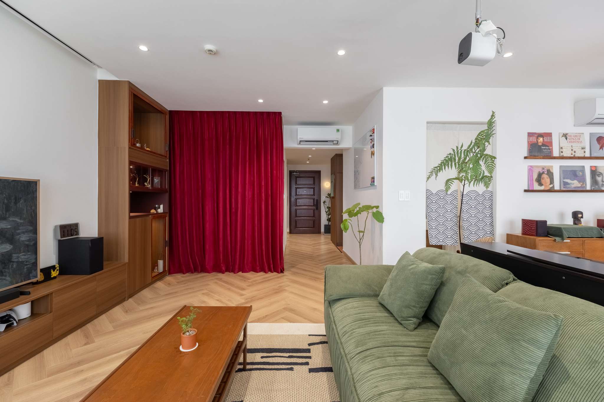 DRAGON HILL - HOÀNG YẾN CHIBI