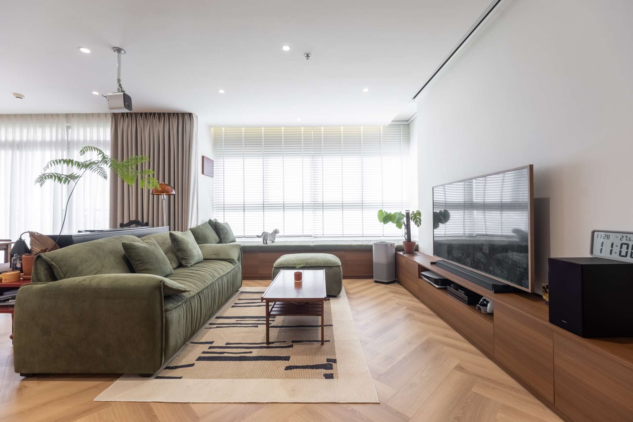 DRAGON HILL - HOÀNG YẾN CHIBI