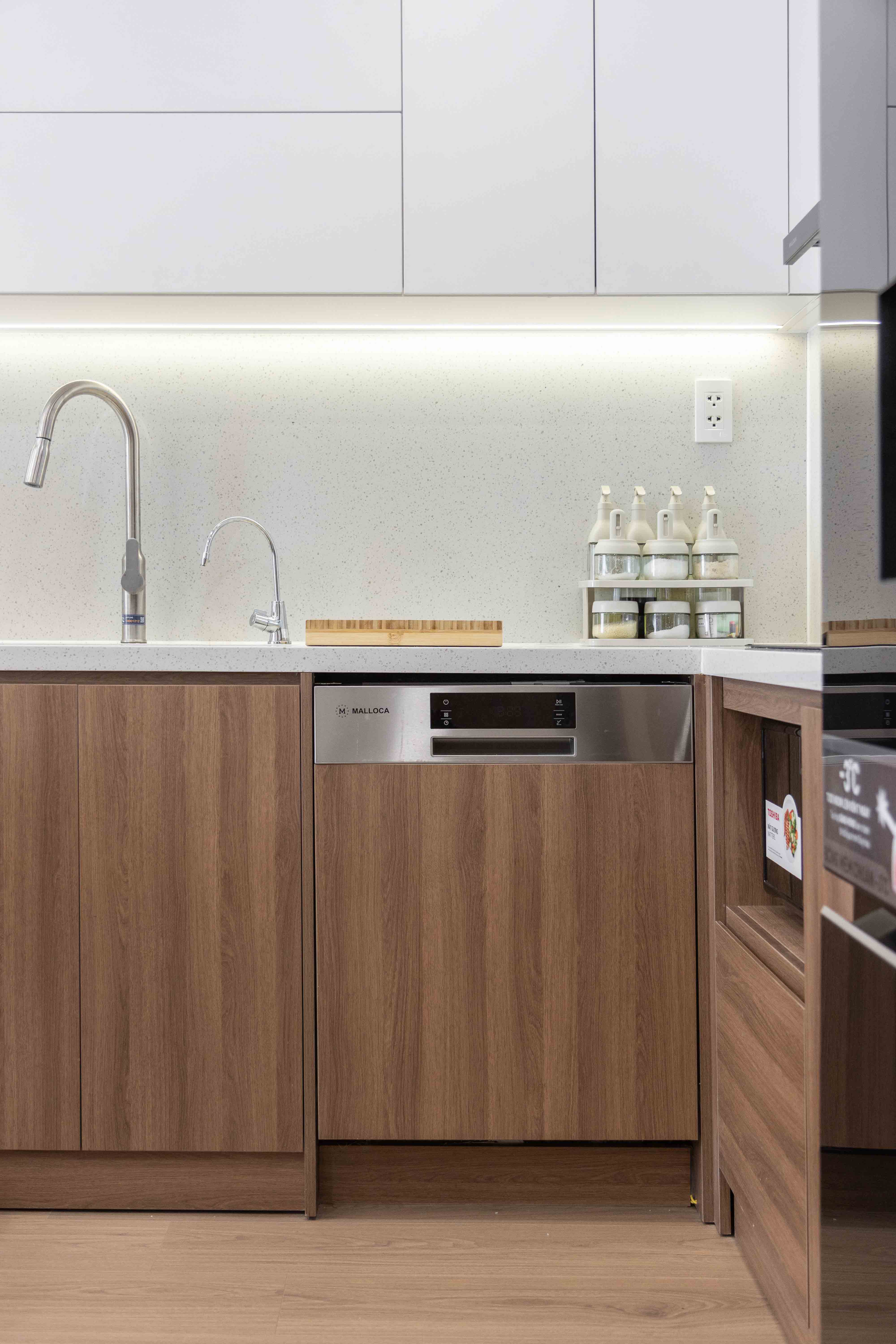 SAFIRA KHANG ĐIỀN