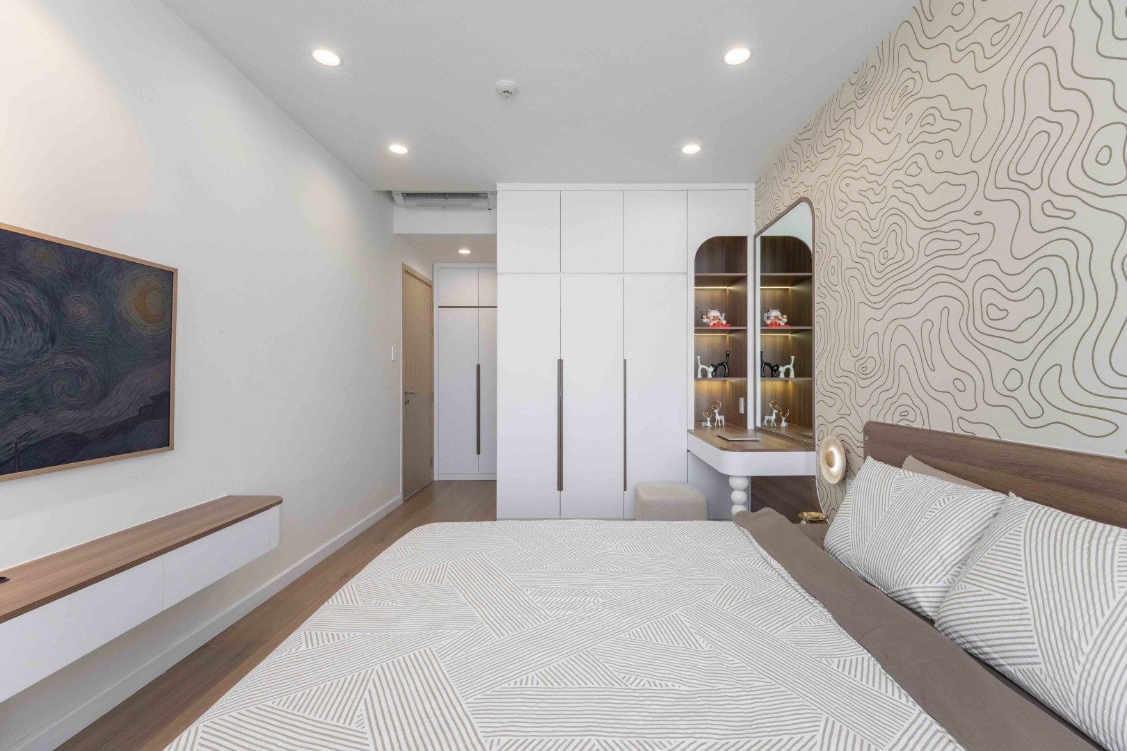 SAFIRA KHANG ĐIỀN