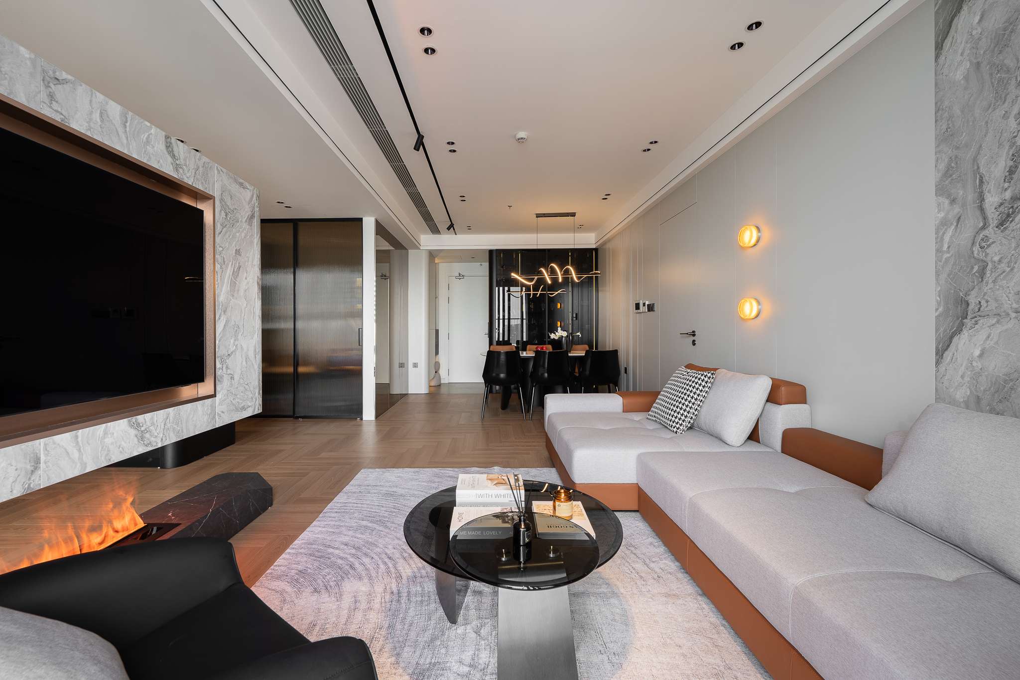 HAN JARDIN - NGOẠI GIAO ĐOÀN