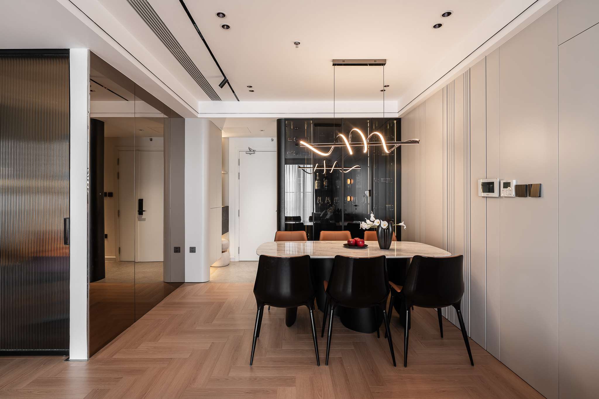 HAN JARDIN - NGOẠI GIAO ĐOÀN