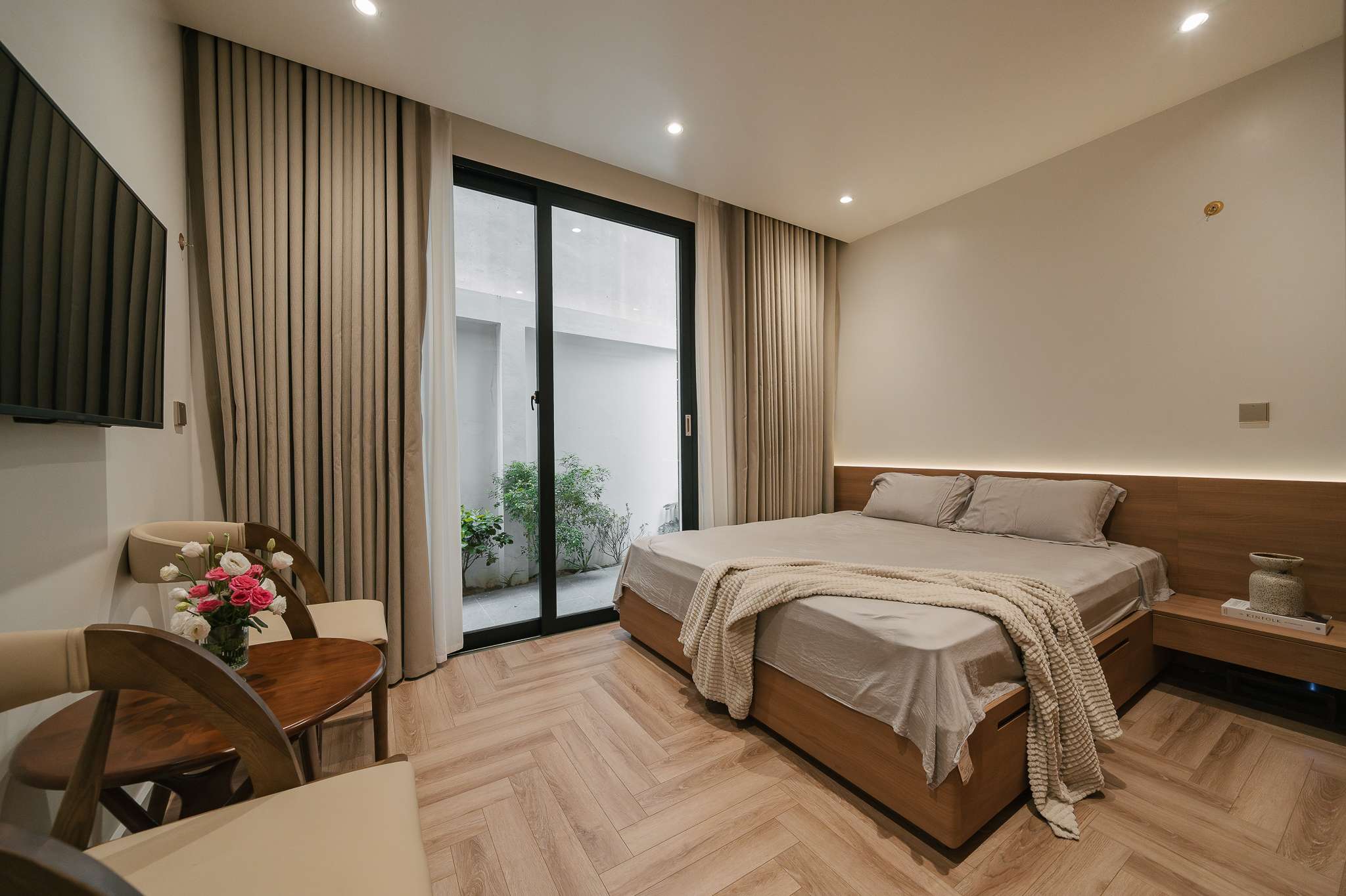 SON TAY TOWNHOUSE