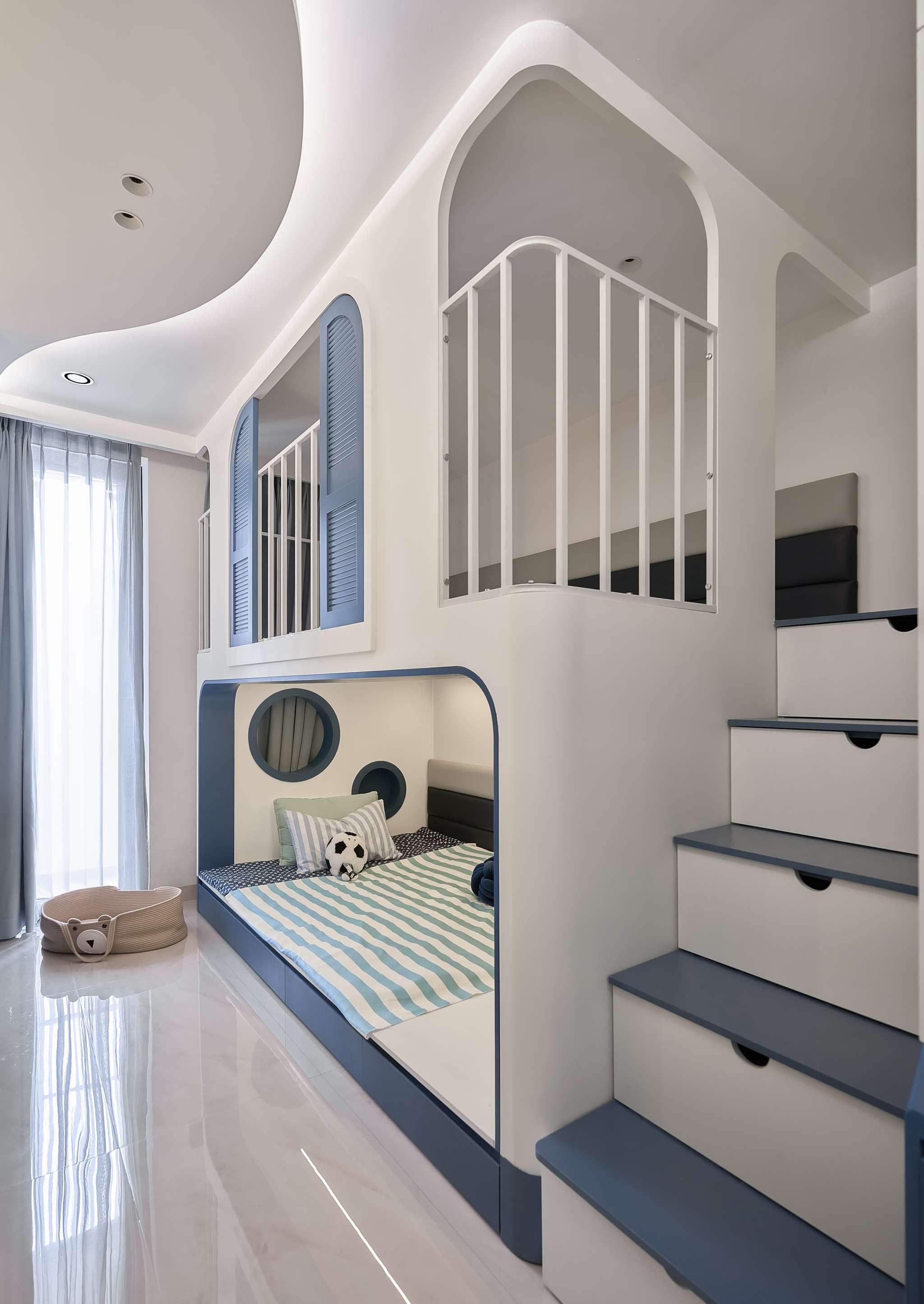 NHÀ PHỐ Q7 - CHHOUSE