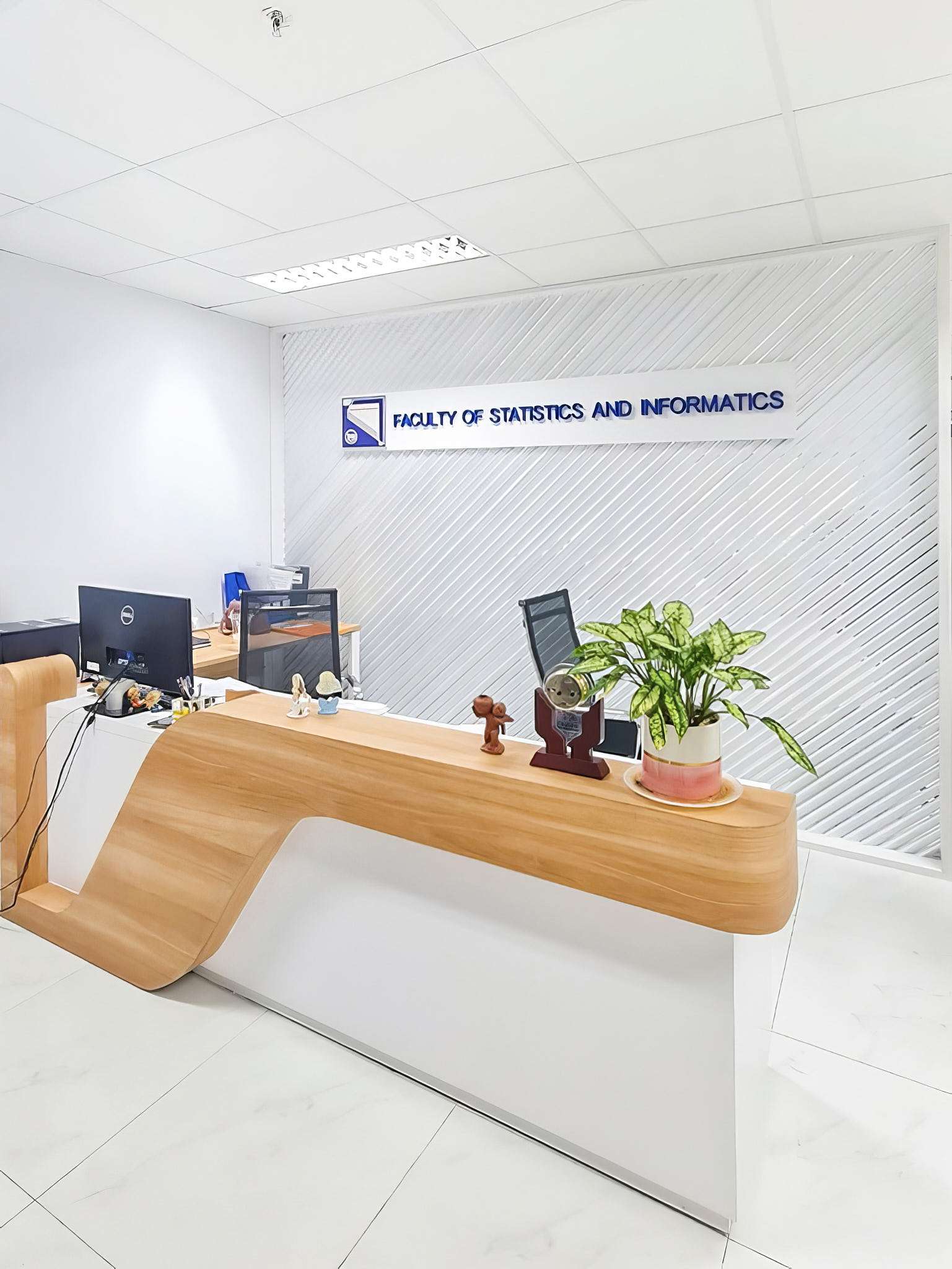 UNIVERSITY OF ECONOMICS DA NANG