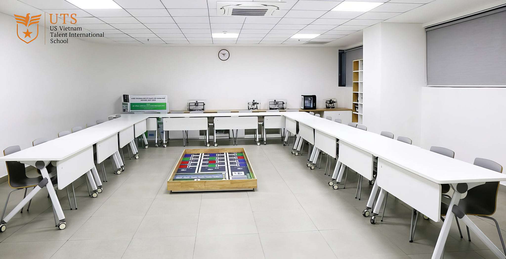 TRƯỜNG HỌC QUỐC TẾ UTS