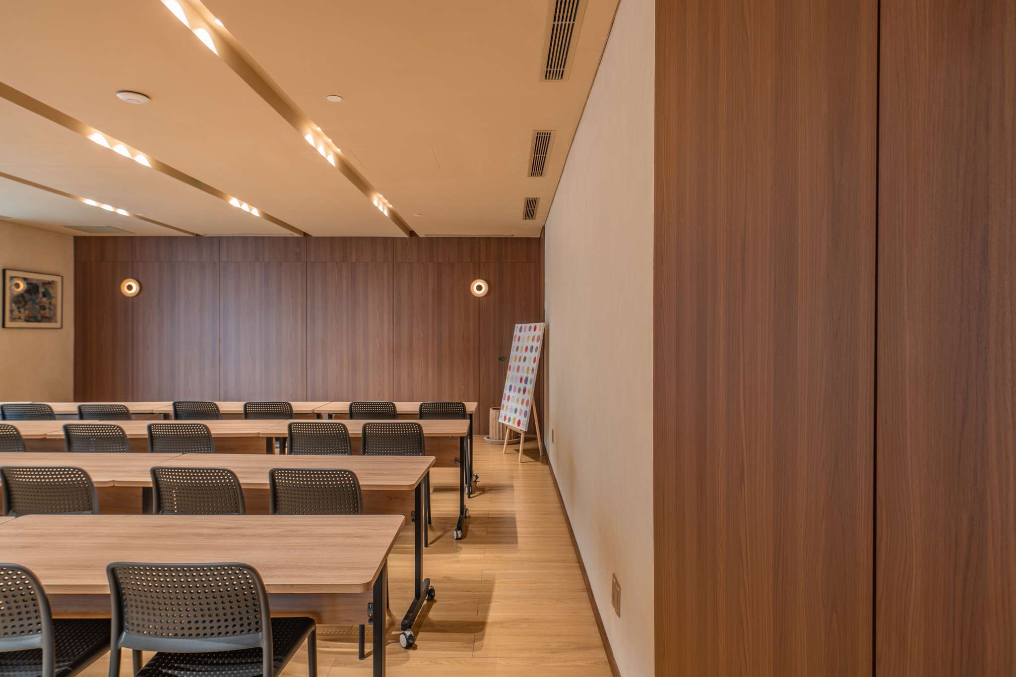 AMPERSAND MANAGEMENT