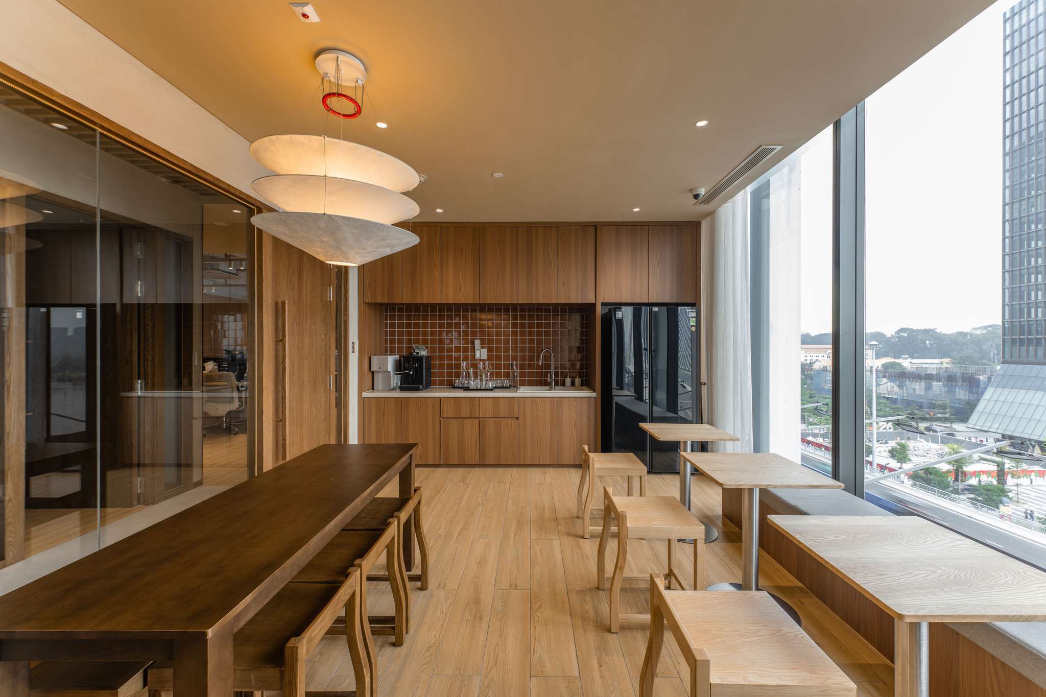 AMPERSAND MANAGEMENT