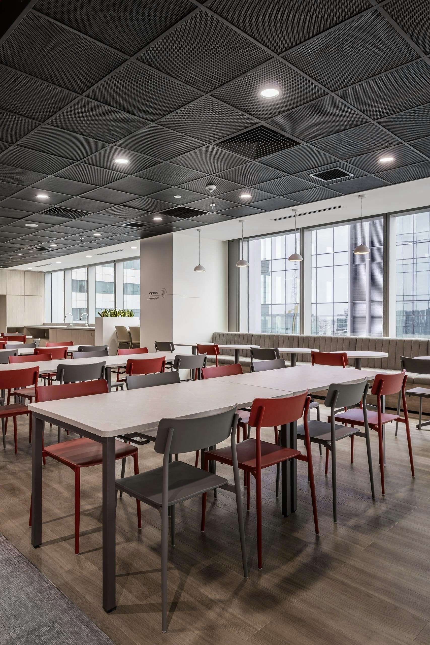 MUFG (MITSUBISHI UFJ FINANCIAL GROUP)