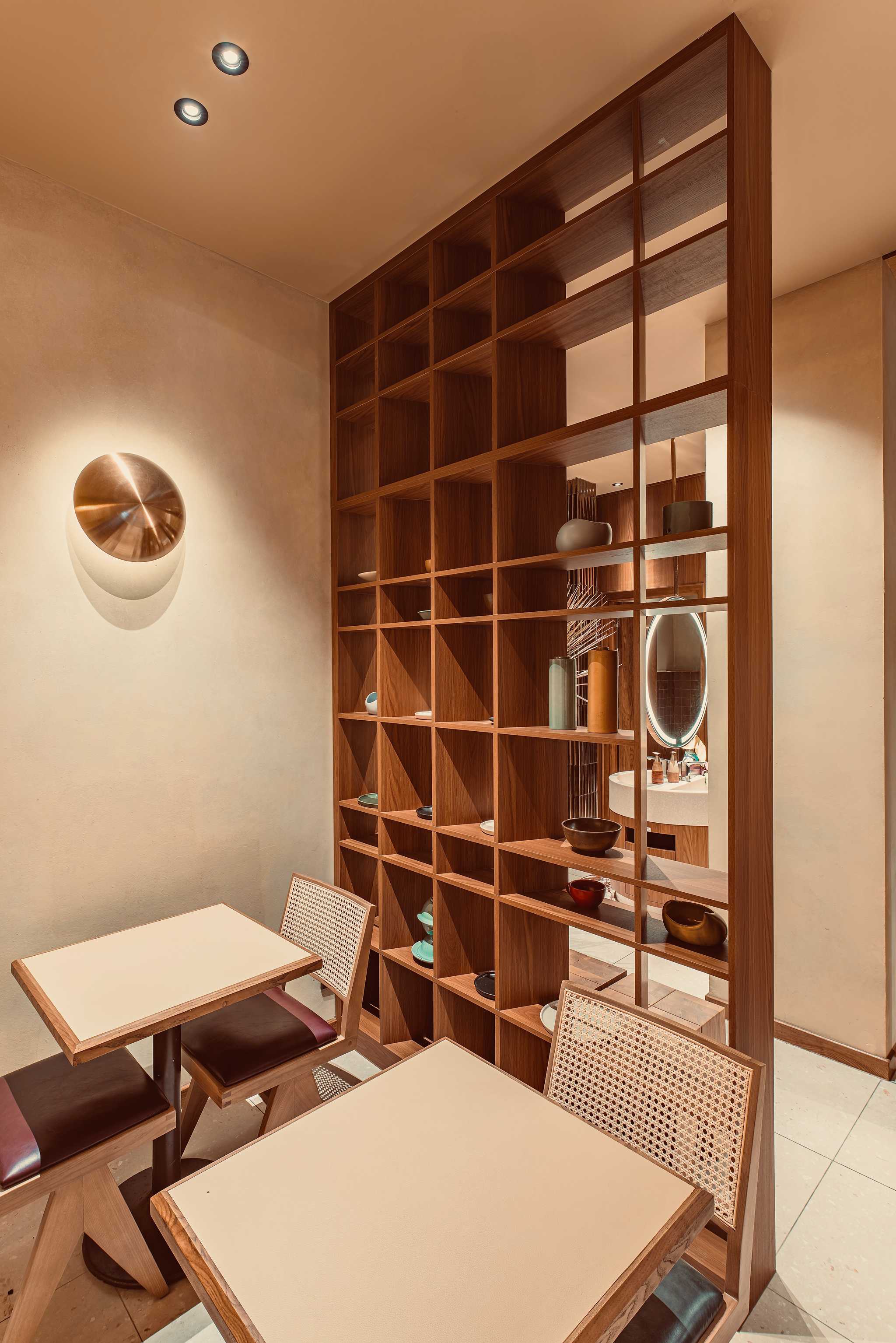 AMPERSAND - THE RUNNING BEAN