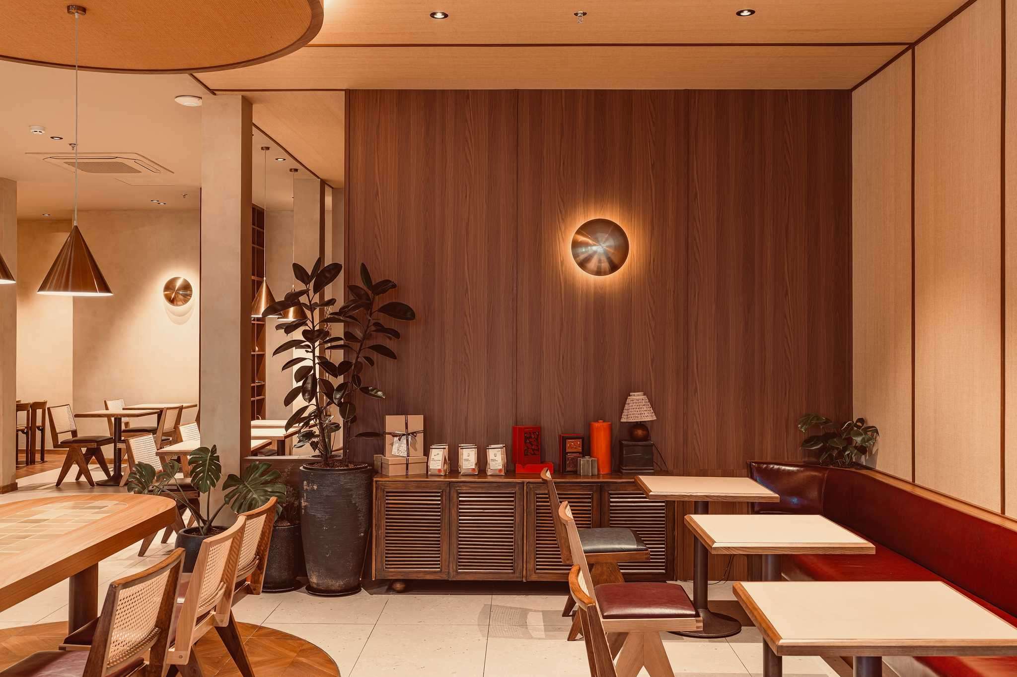 AMPERSAND - THE RUNNING BEAN