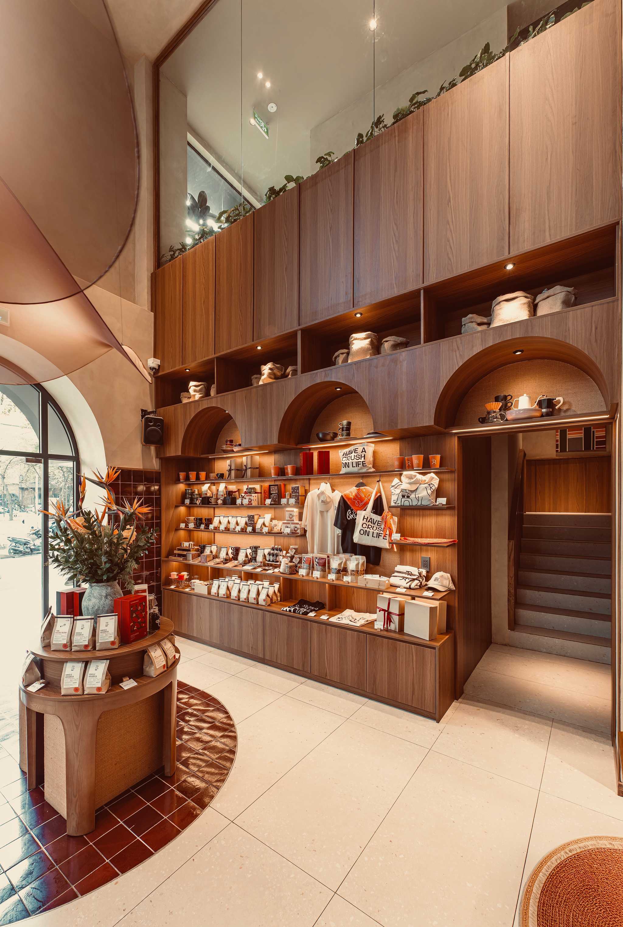 AMPERSAND - THE RUNNING BEAN