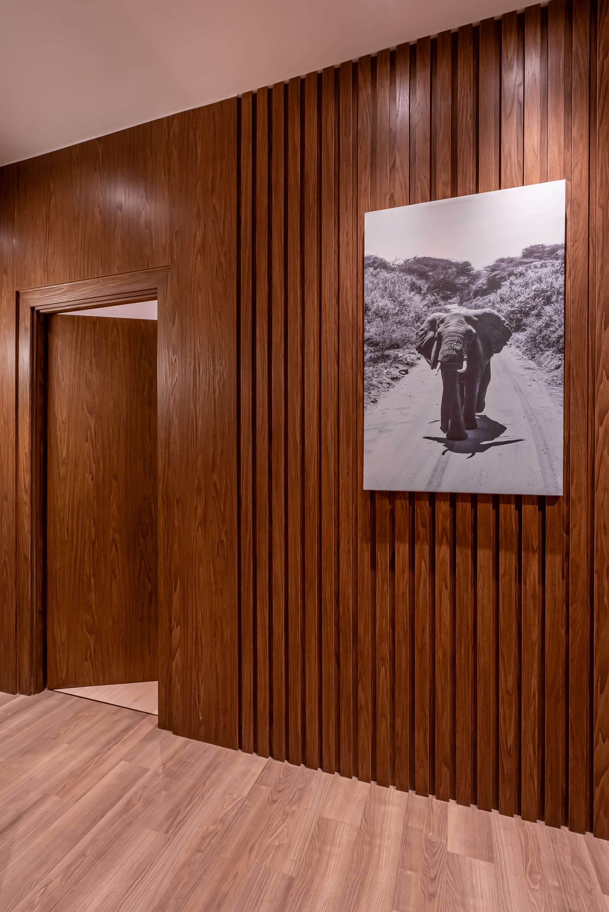 AN CƯỜNG SHOW GALLERY & DESIGN TÂN UYÊN