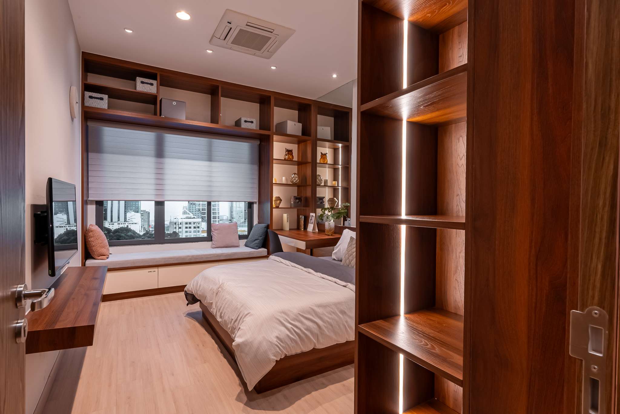 AN CƯỜNG SHOW GALLERY & DESIGN TÂN UYÊN