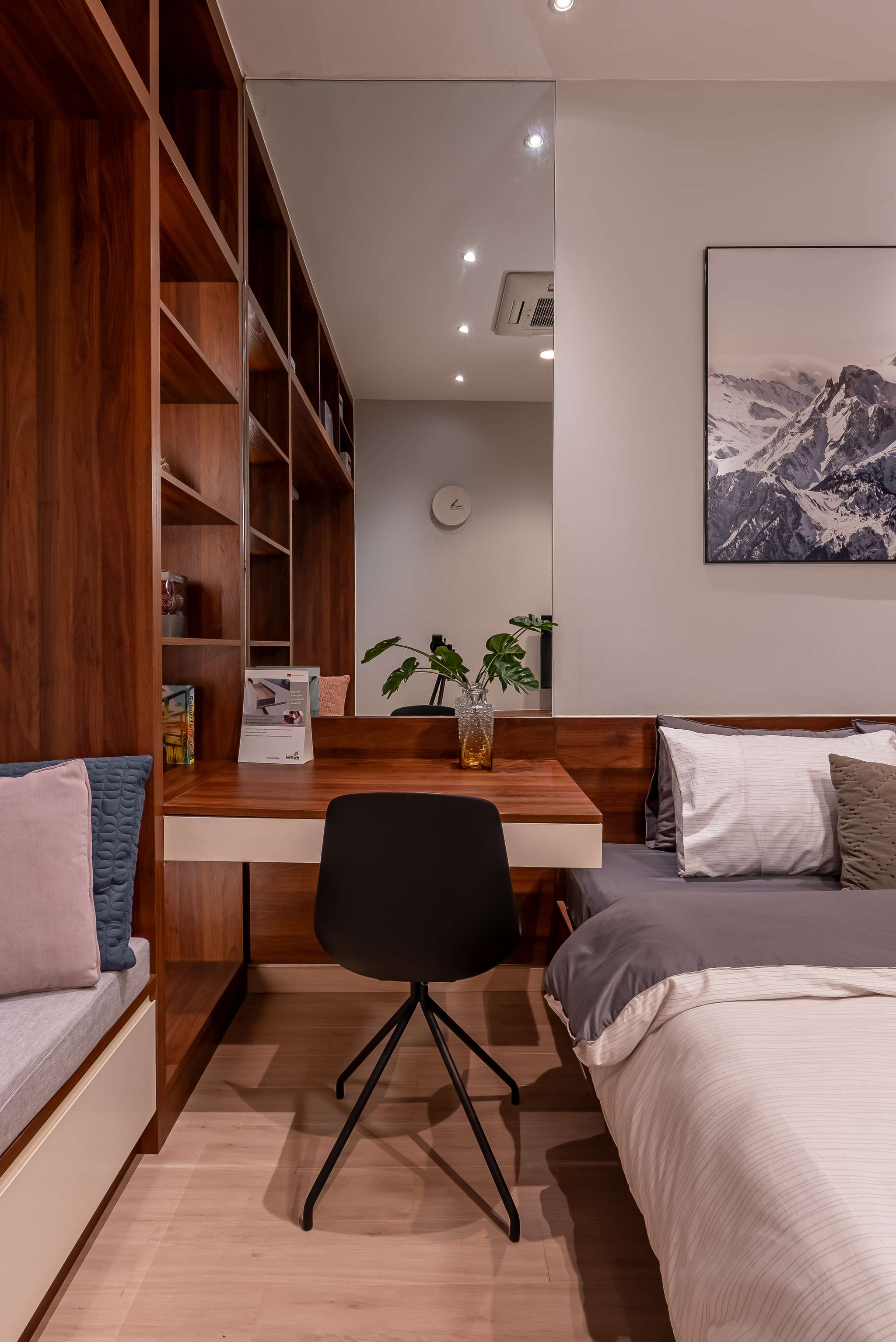 AN CƯỜNG SHOW GALLERY & DESIGN TÂN UYÊN