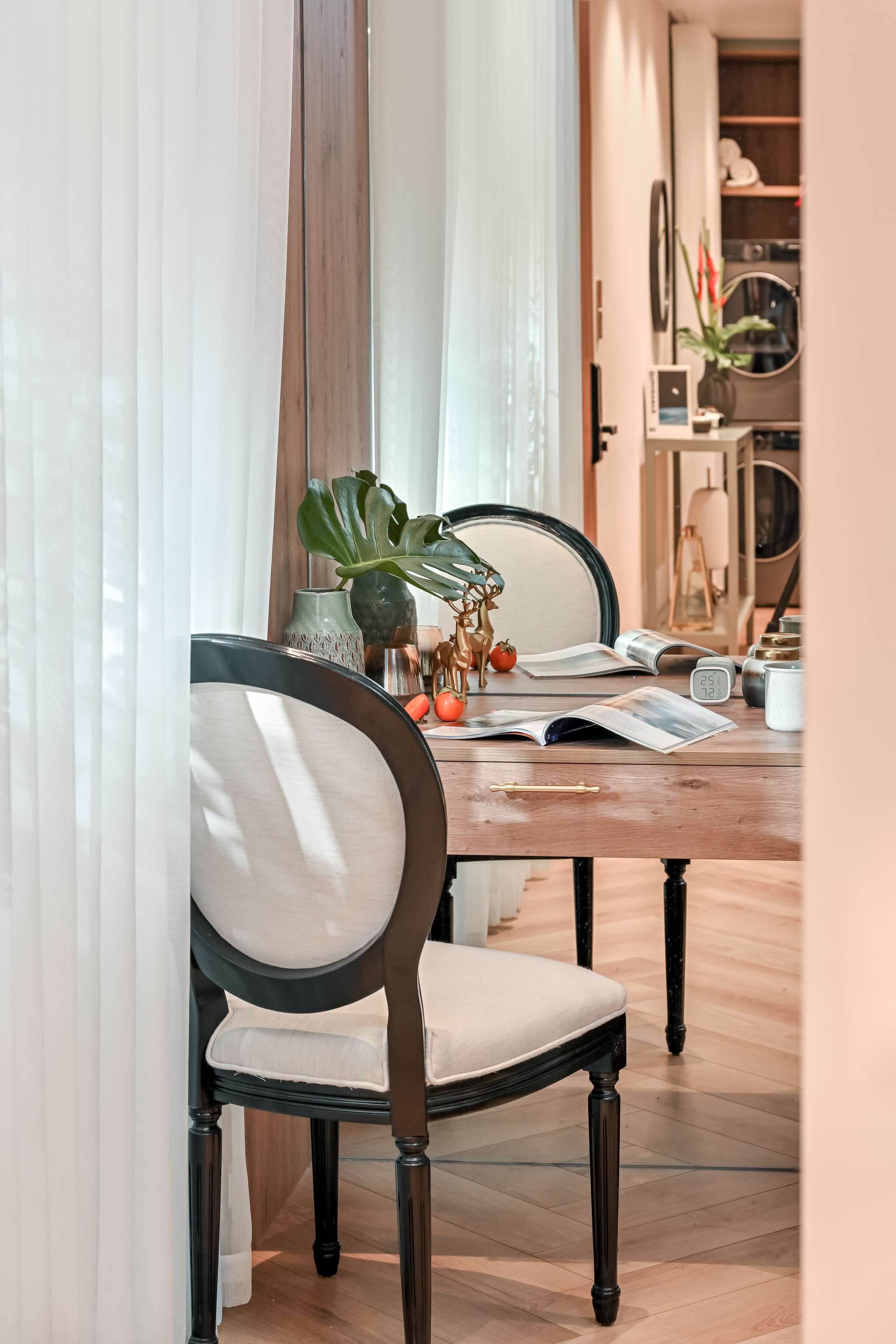 ONE-STOP SHOPPING CENTER HCM 38M2