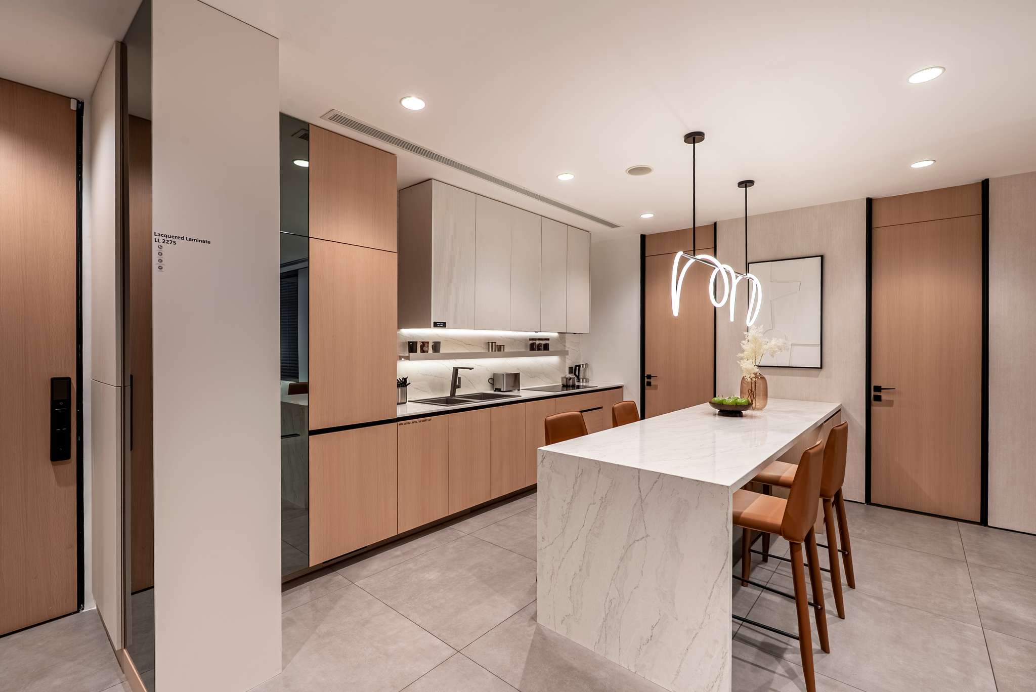 ONE-STOP SHOPPING CENTER  HCM 100M2