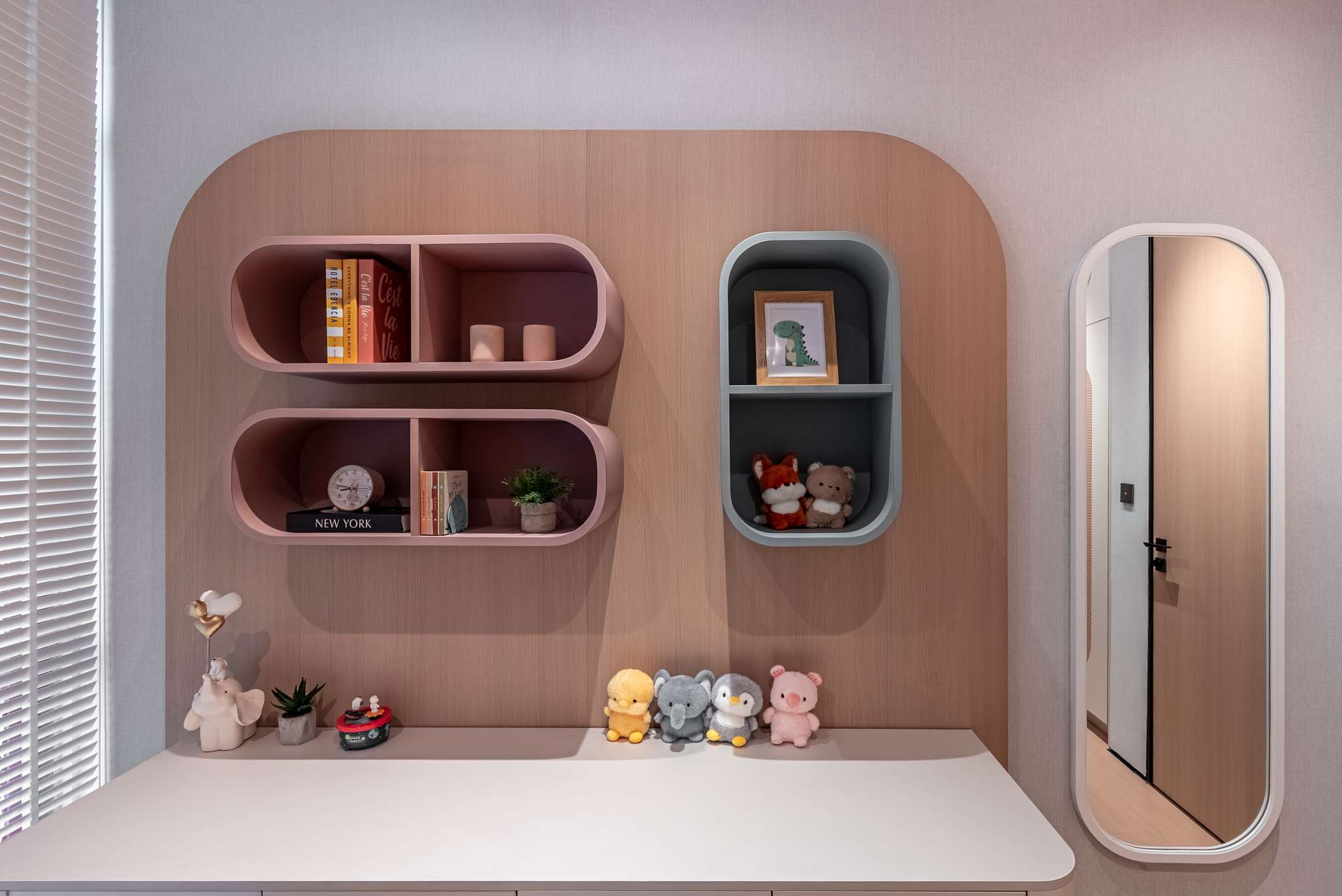 ONE-STOP SHOPPING CENTER  HCM 100M2