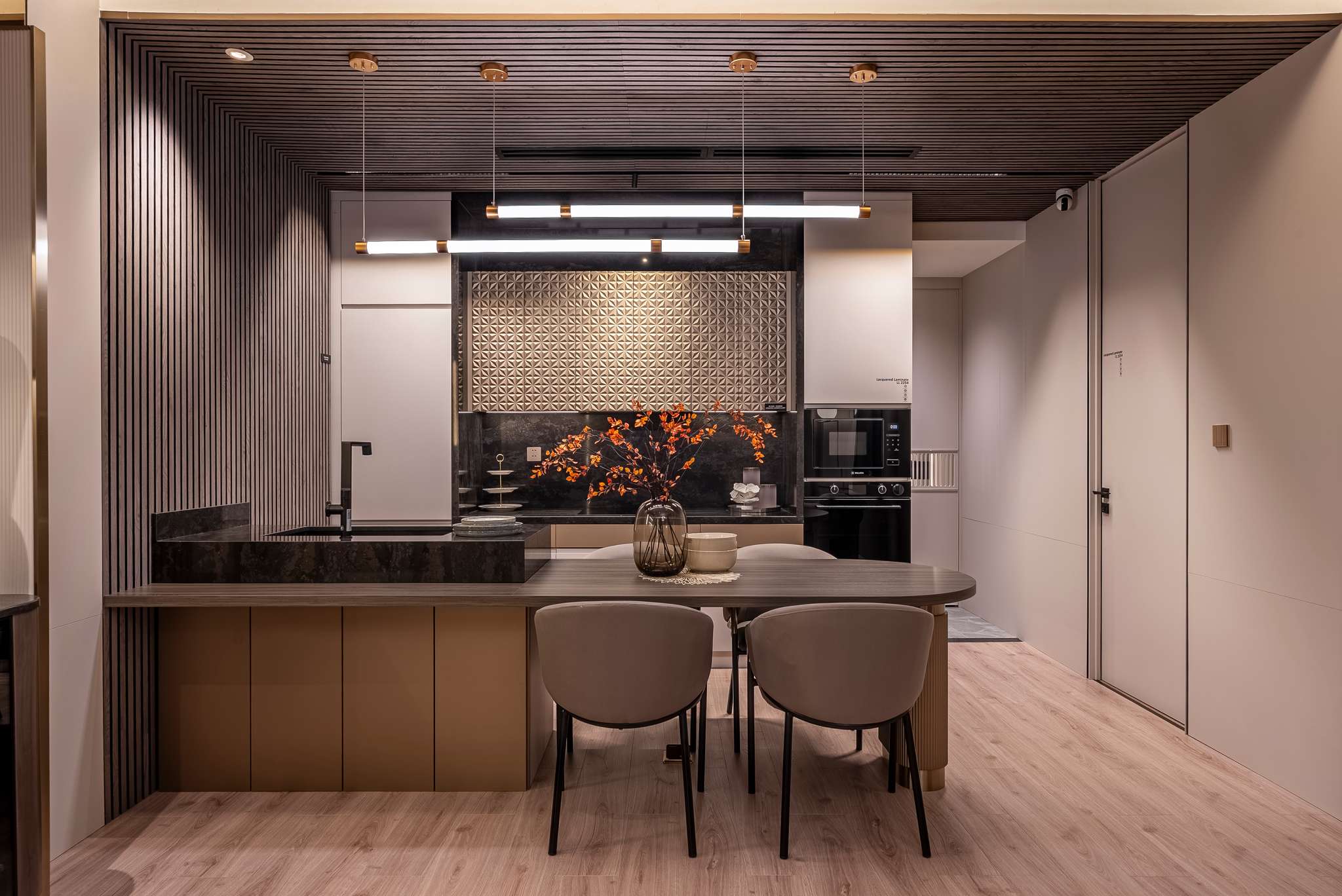 SHOW GALLERY & DESIGN CENTER PHÚ MỸ HƯNG