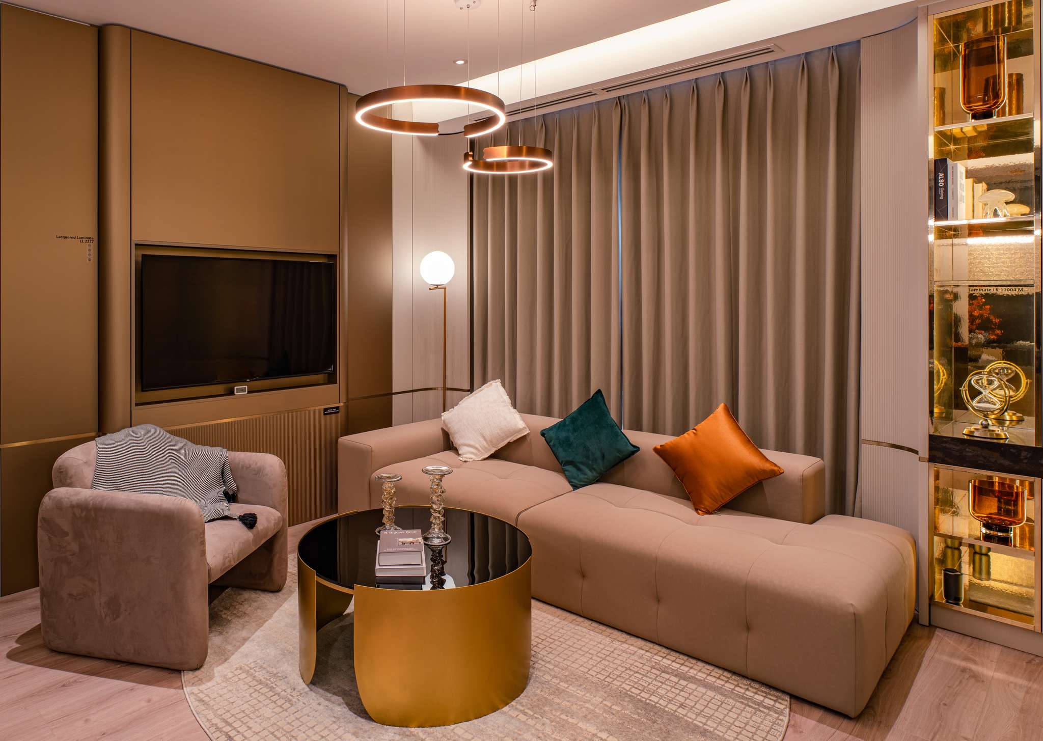 SHOW GALLERY & DESIGN CENTER PHÚ MỸ HƯNG