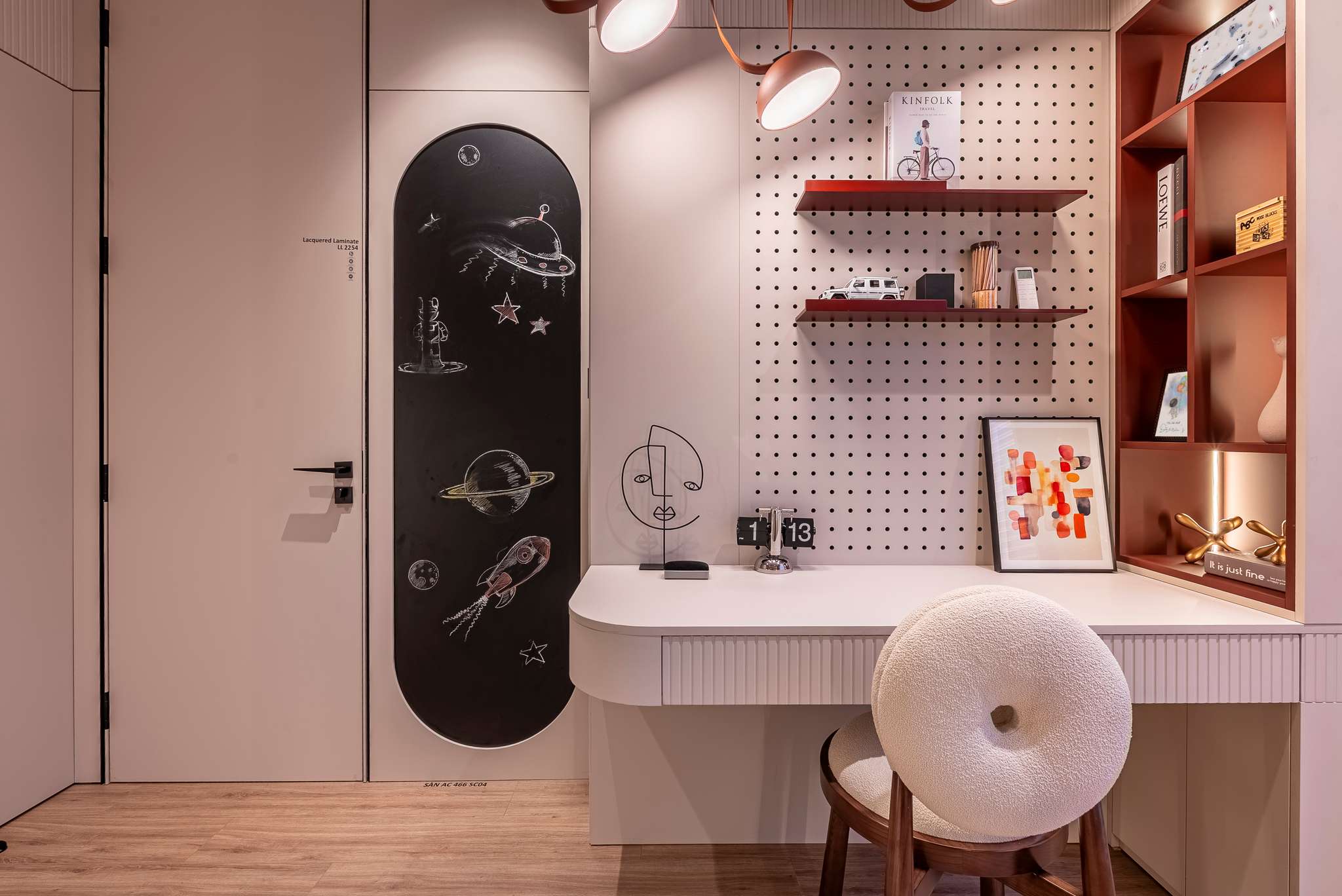 SHOW GALLERY & DESIGN CENTER PHÚ MỸ HƯNG