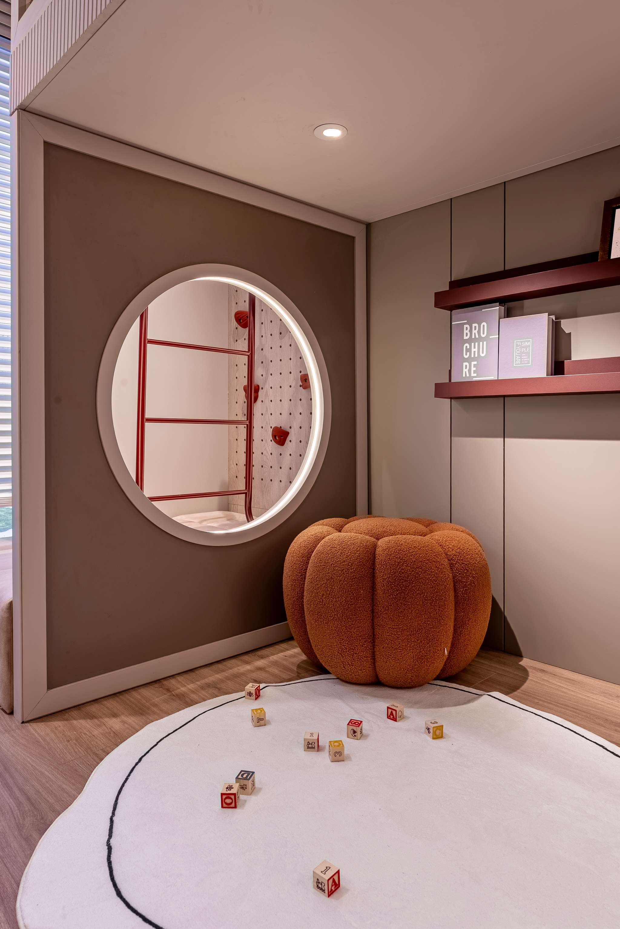 SHOW GALLERY & DESIGN CENTER PHÚ MỸ HƯNG