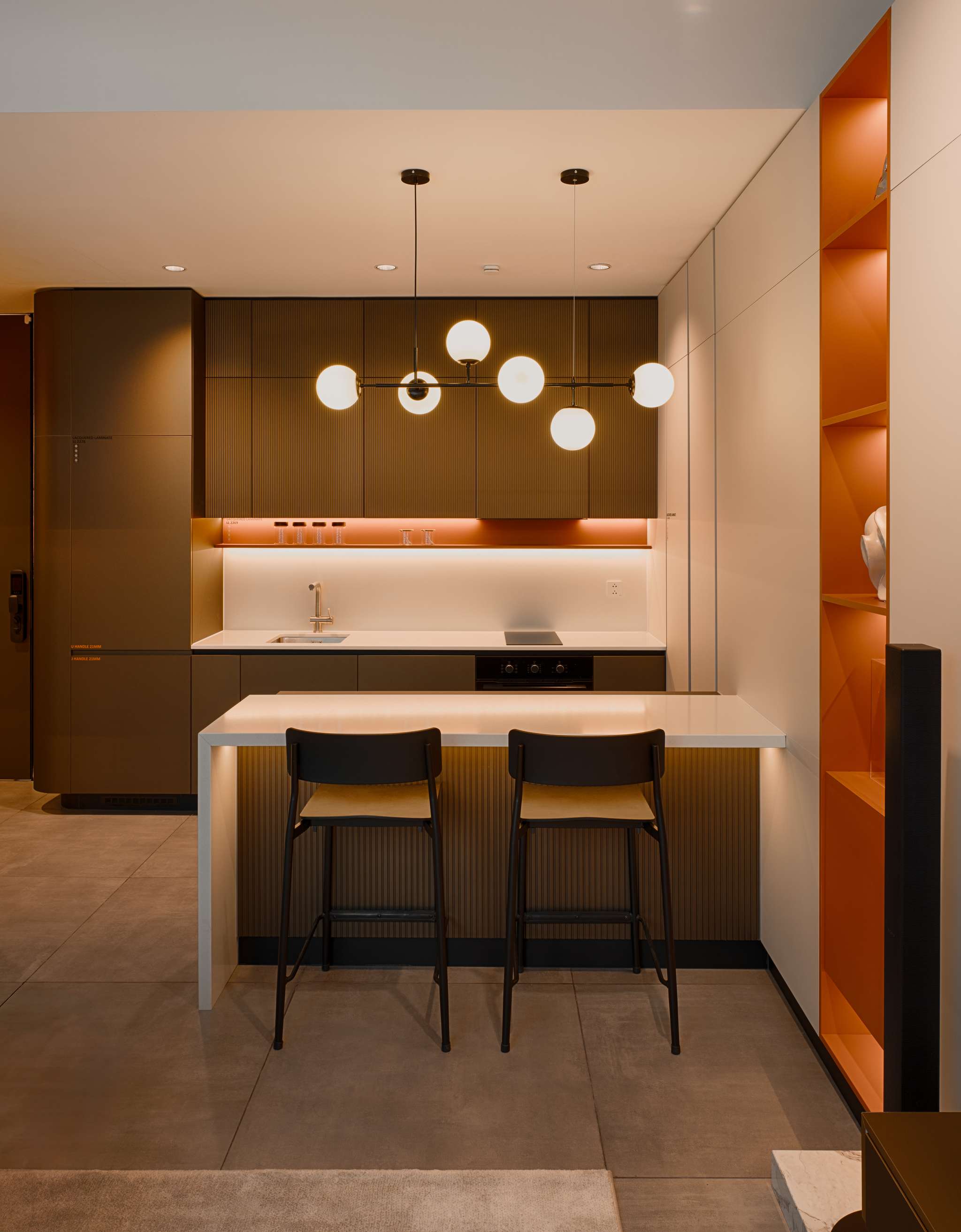 SHOW GALLERY & DESIGN CENTER Q2