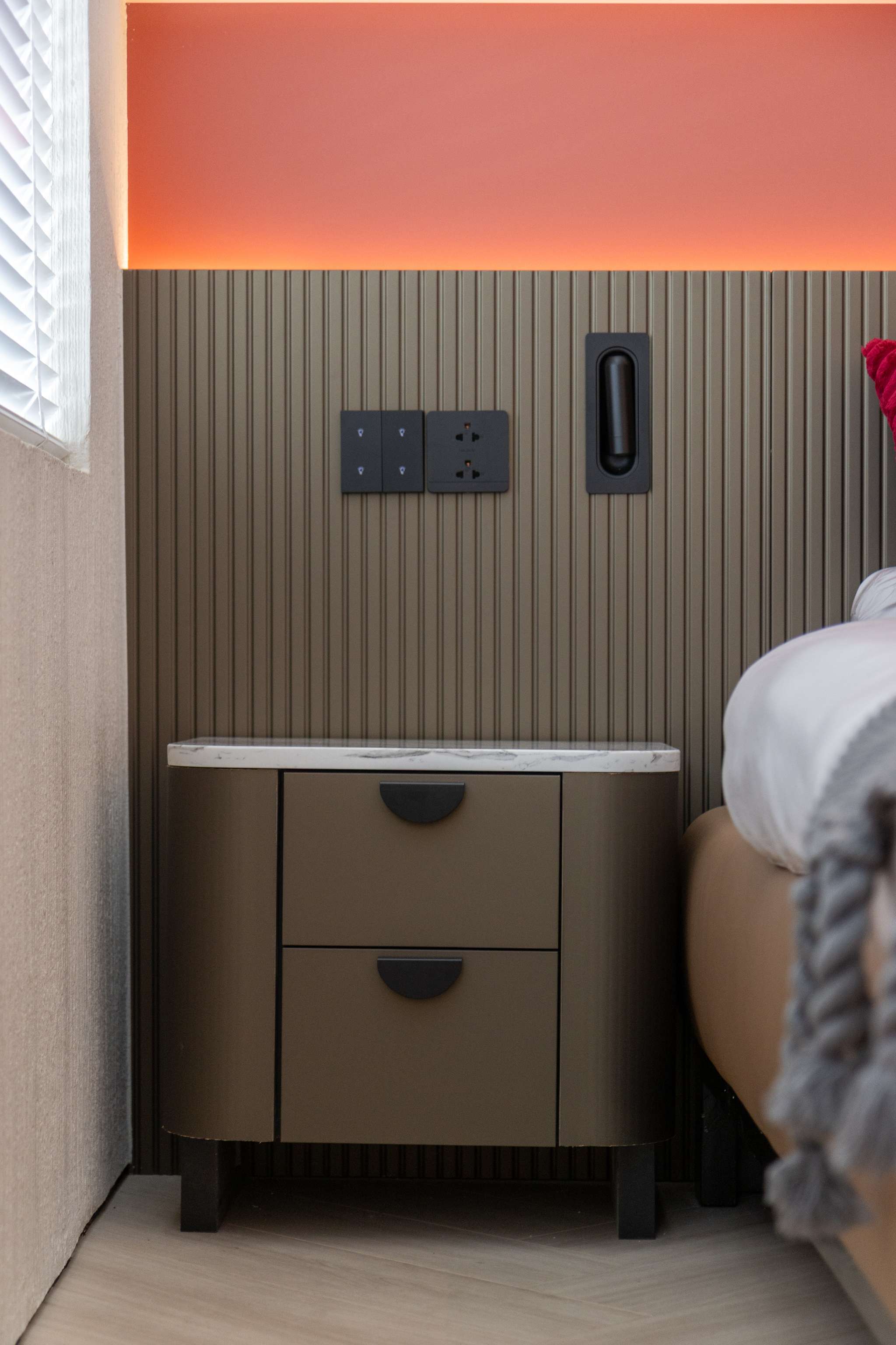 SHOW GALLERY & DESIGN CENTER Q2