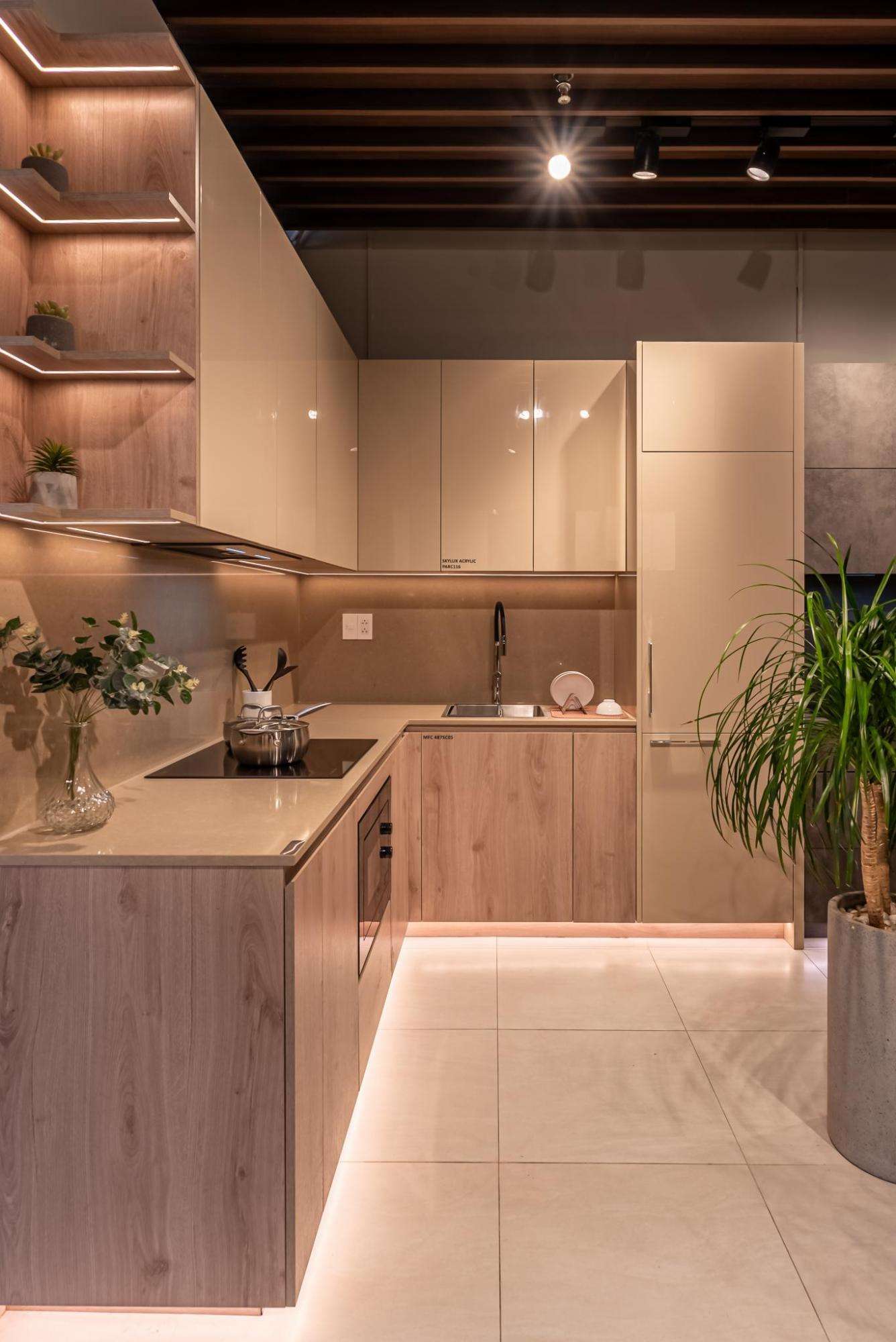 HCM SHOW GALLERY & DESIGN CENTER (PHƯỜNG LONG BÌNH)