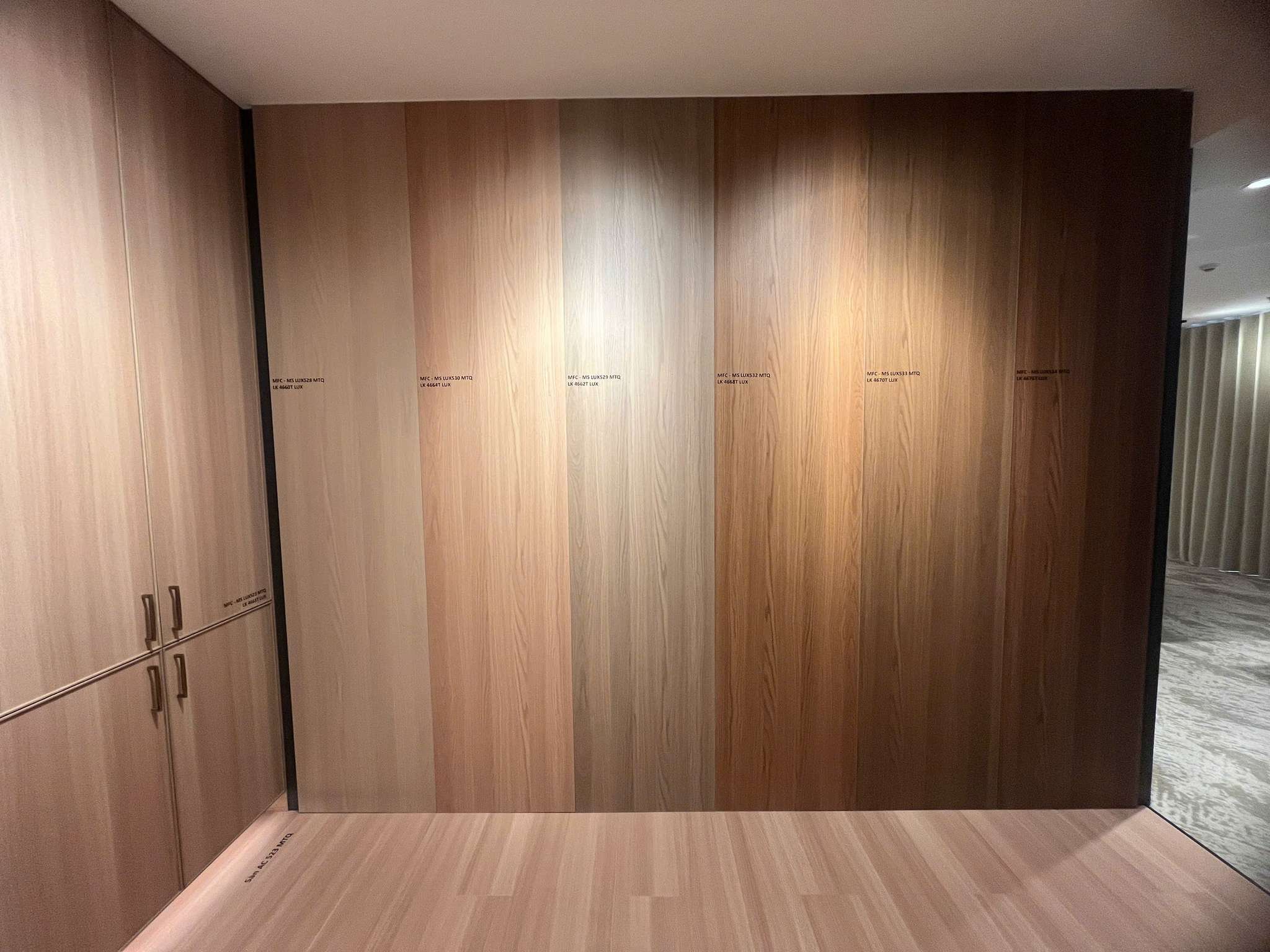 HCM SHOW GALLERY & DESIGN CENTER (PHƯỜNG LONG BÌNH)