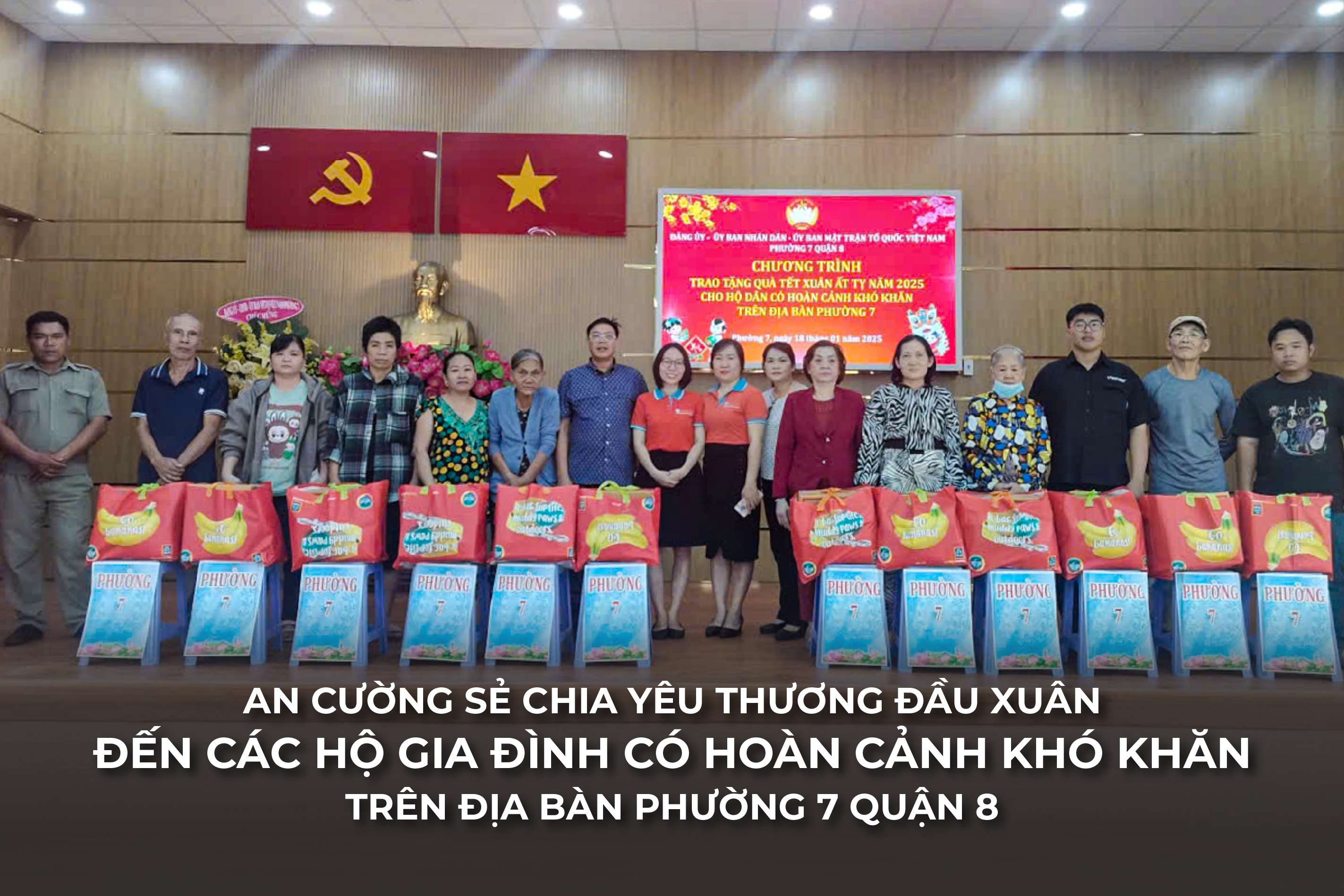 AN CUONG SHARES LOVE IN EARLY SPRING TO DISADVANTAGED HOUSEHOLDS IN WARD 7, DISTRICT 8